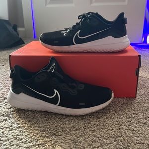 Nike renew tennis shoes
